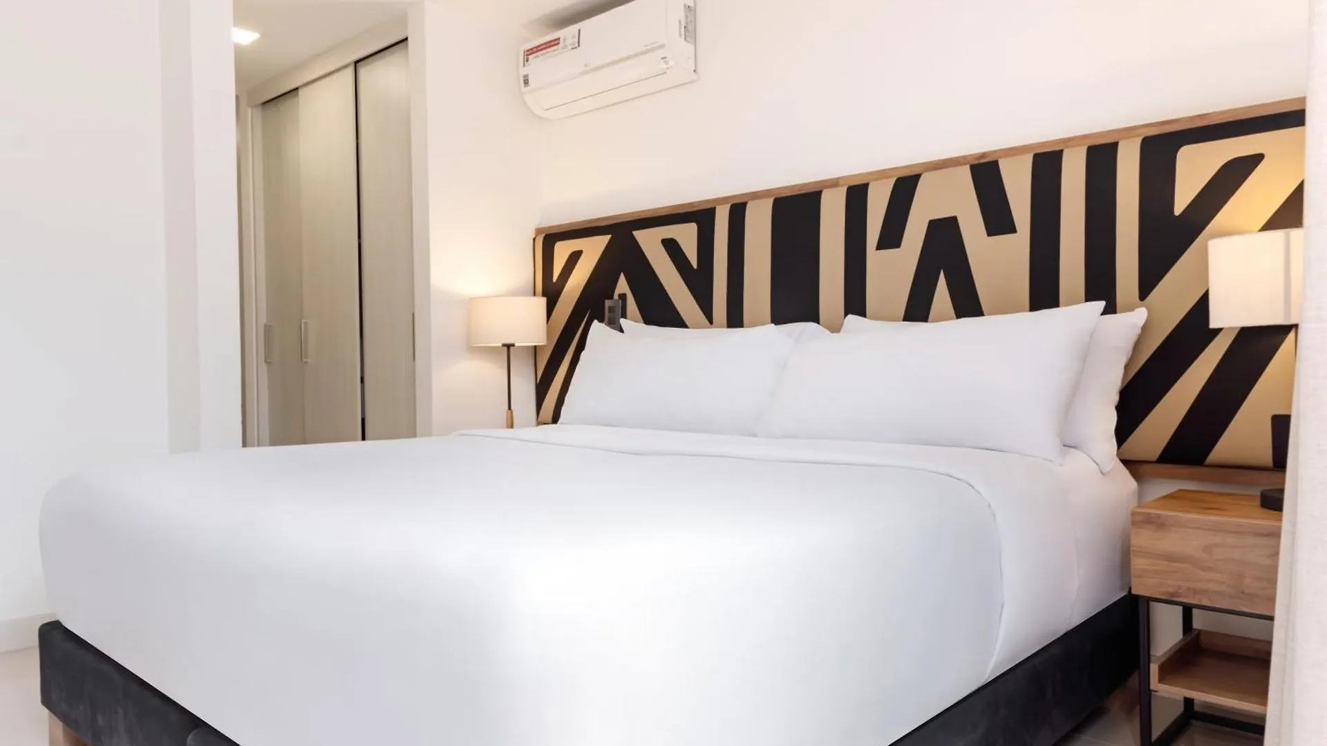 Origen Local Suites Medellín Szálloda